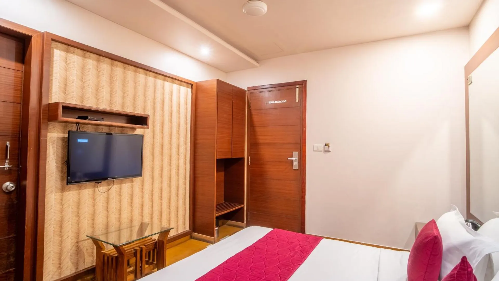 Uddhav Vilas A Family Hotel Udaipur