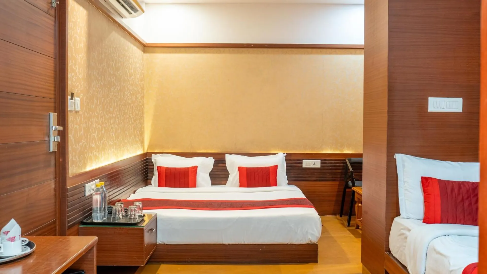 Uddhav Vilas A Family Hotel Udaipur