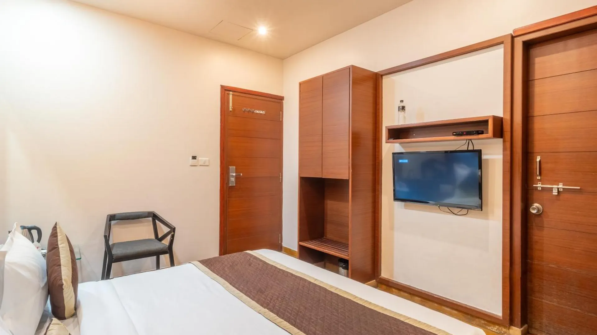 Uddhav Vilas A Family Hotel Udaipur