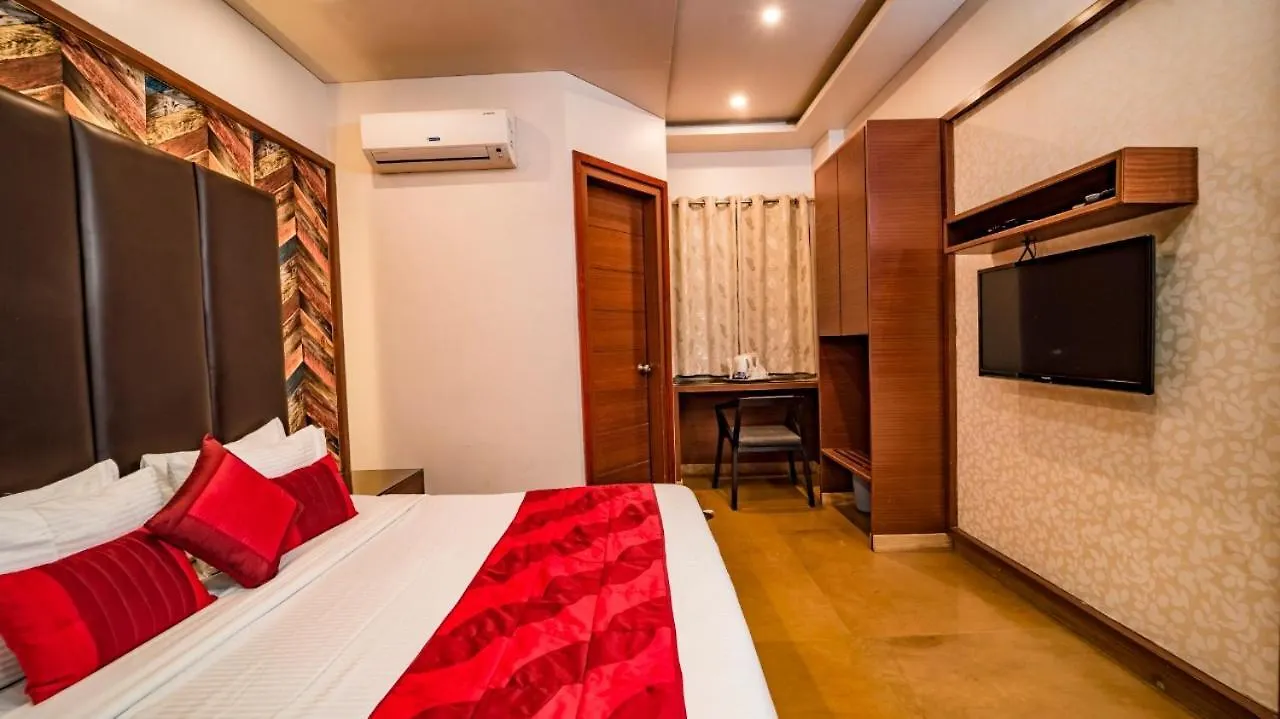 Uddhav Vilas A Family Hotel Udaipur India